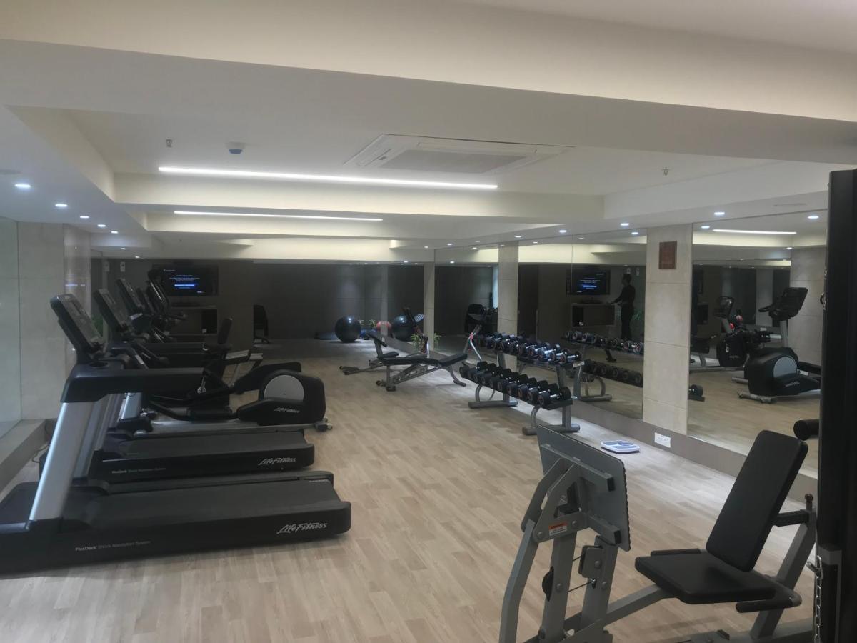 מלון Ramada Plaza By Wyndham לקנאו מראה חיצוני תמונה