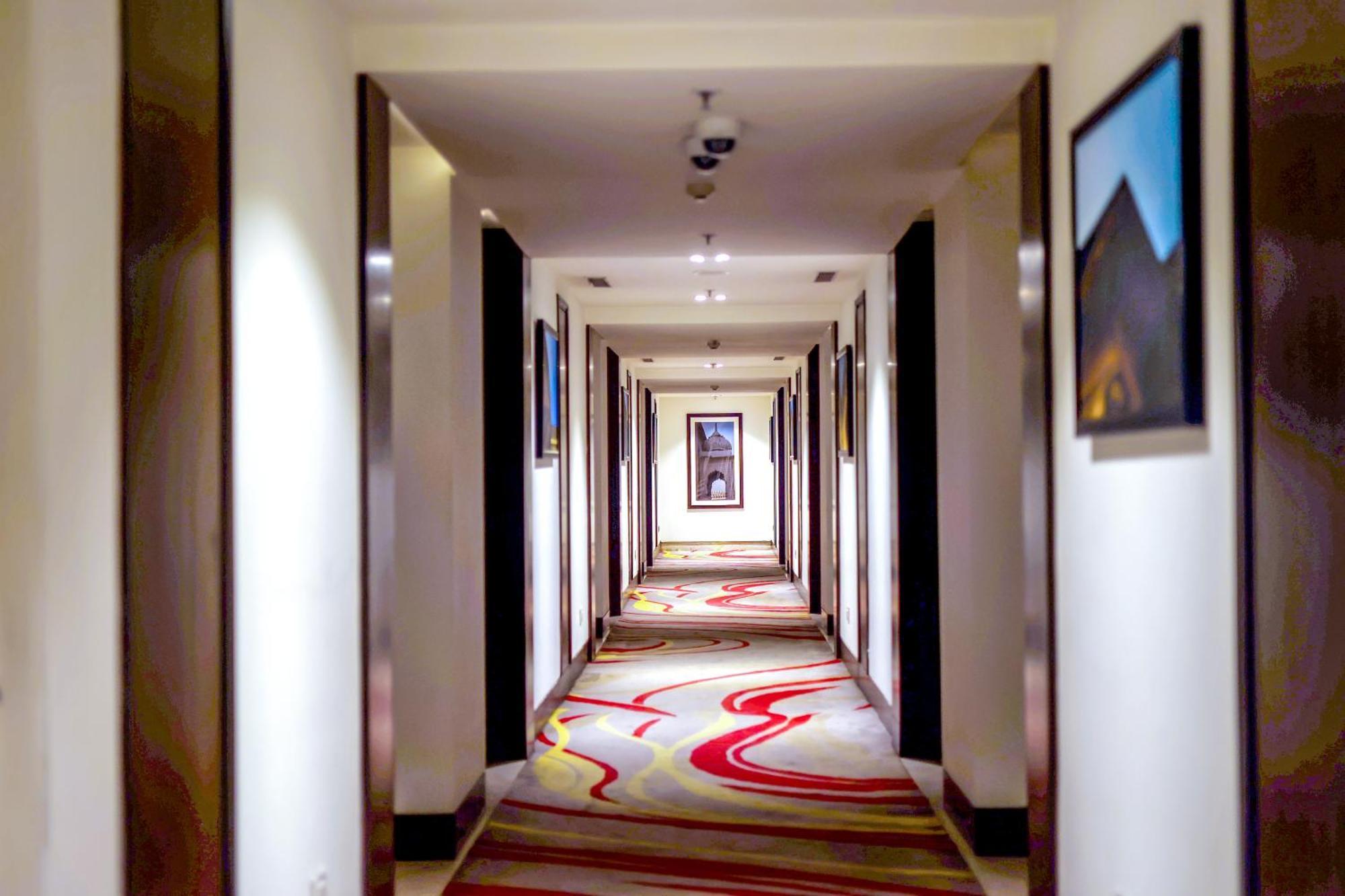 מלון Ramada Plaza By Wyndham לקנאו מראה חיצוני תמונה