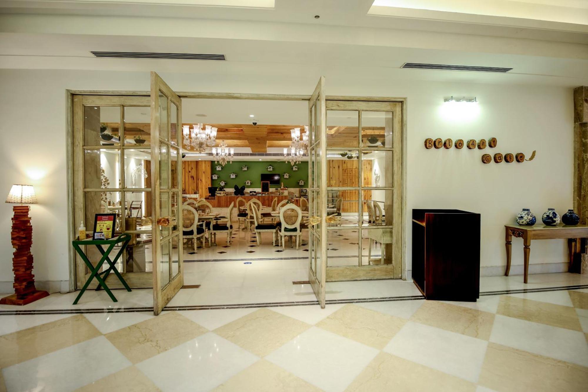 מלון Ramada Plaza By Wyndham לקנאו מראה חיצוני תמונה