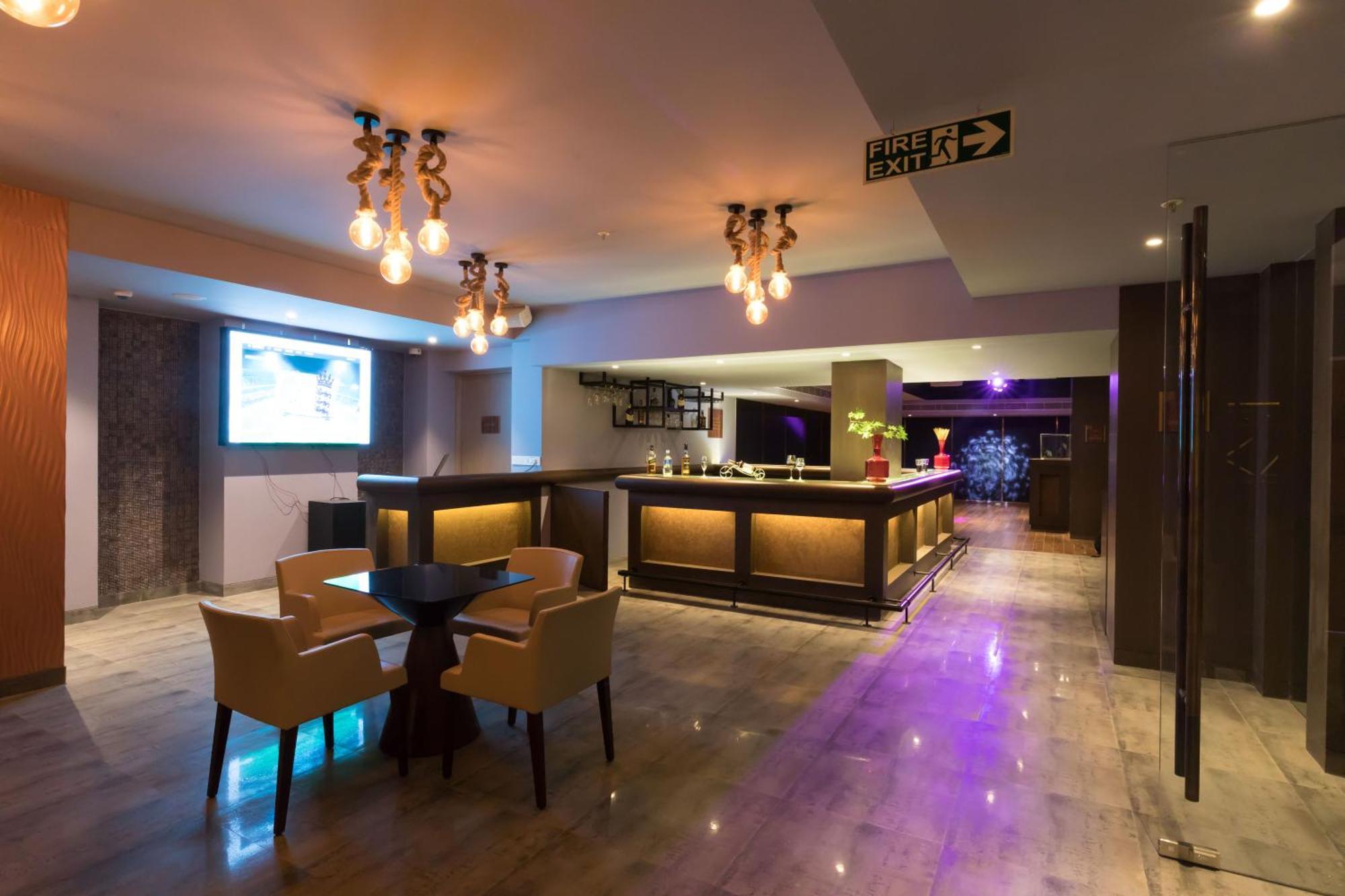 מלון Ramada Plaza By Wyndham לקנאו מראה חיצוני תמונה
