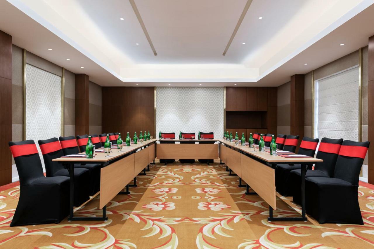 מלון Ramada Plaza By Wyndham לקנאו מראה חיצוני תמונה